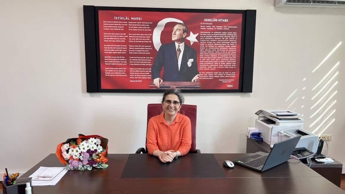 Dr. Mine KILIÇ - Müdür